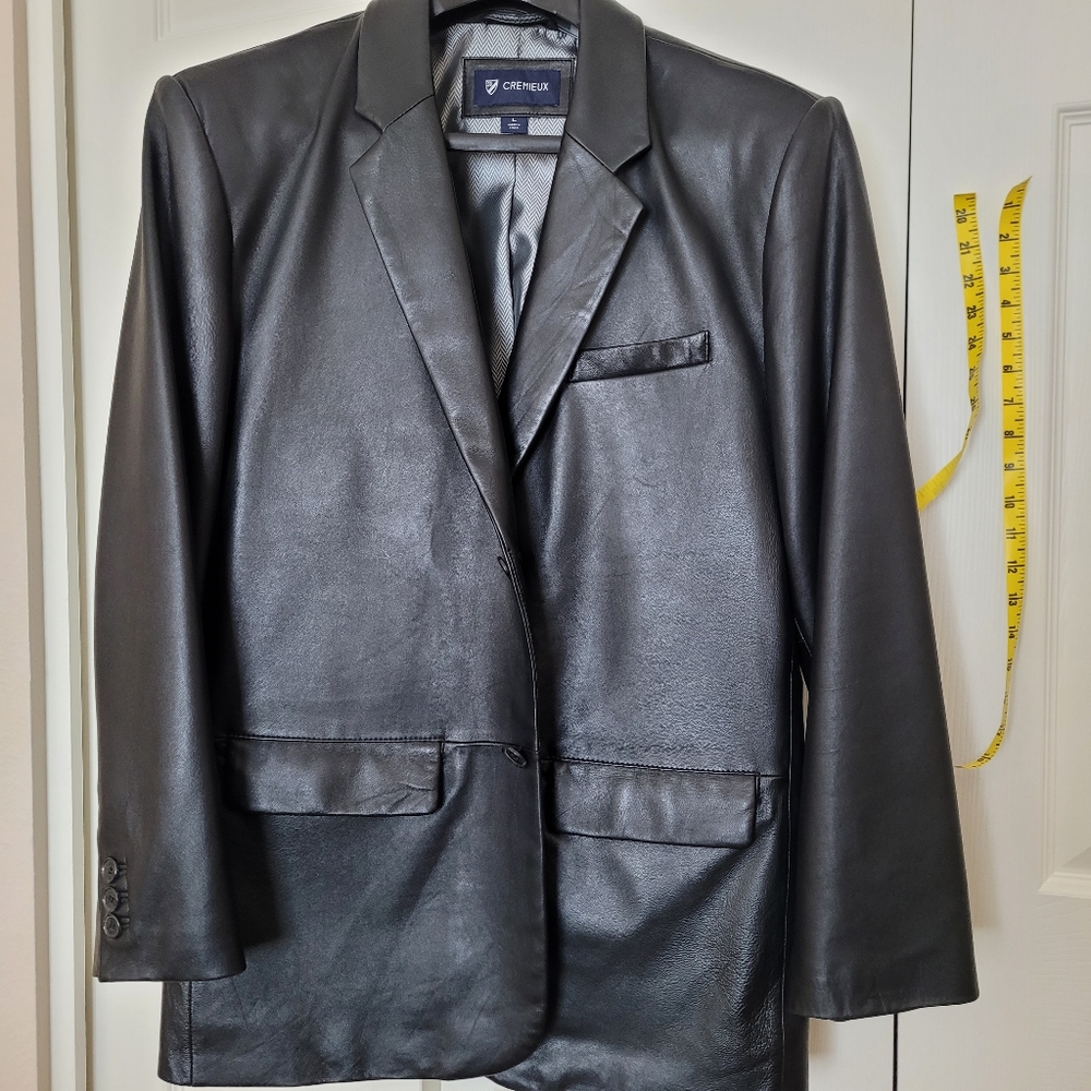 EUC Men's Cremieux lamb skin jacket/blazer. Large.